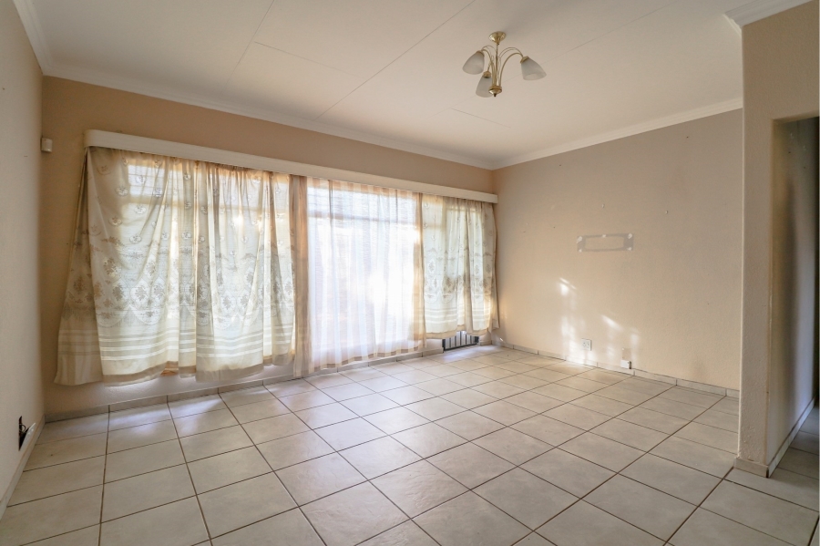 To Let 3 Bedroom Property for Rent in La Hoff North West
